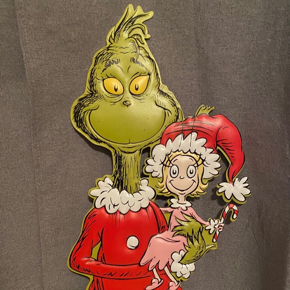 The Grinch Yard decor - Picture 5 of 8